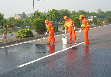 包头 彩色路面喷漆维修改色的使用寿命有多长？